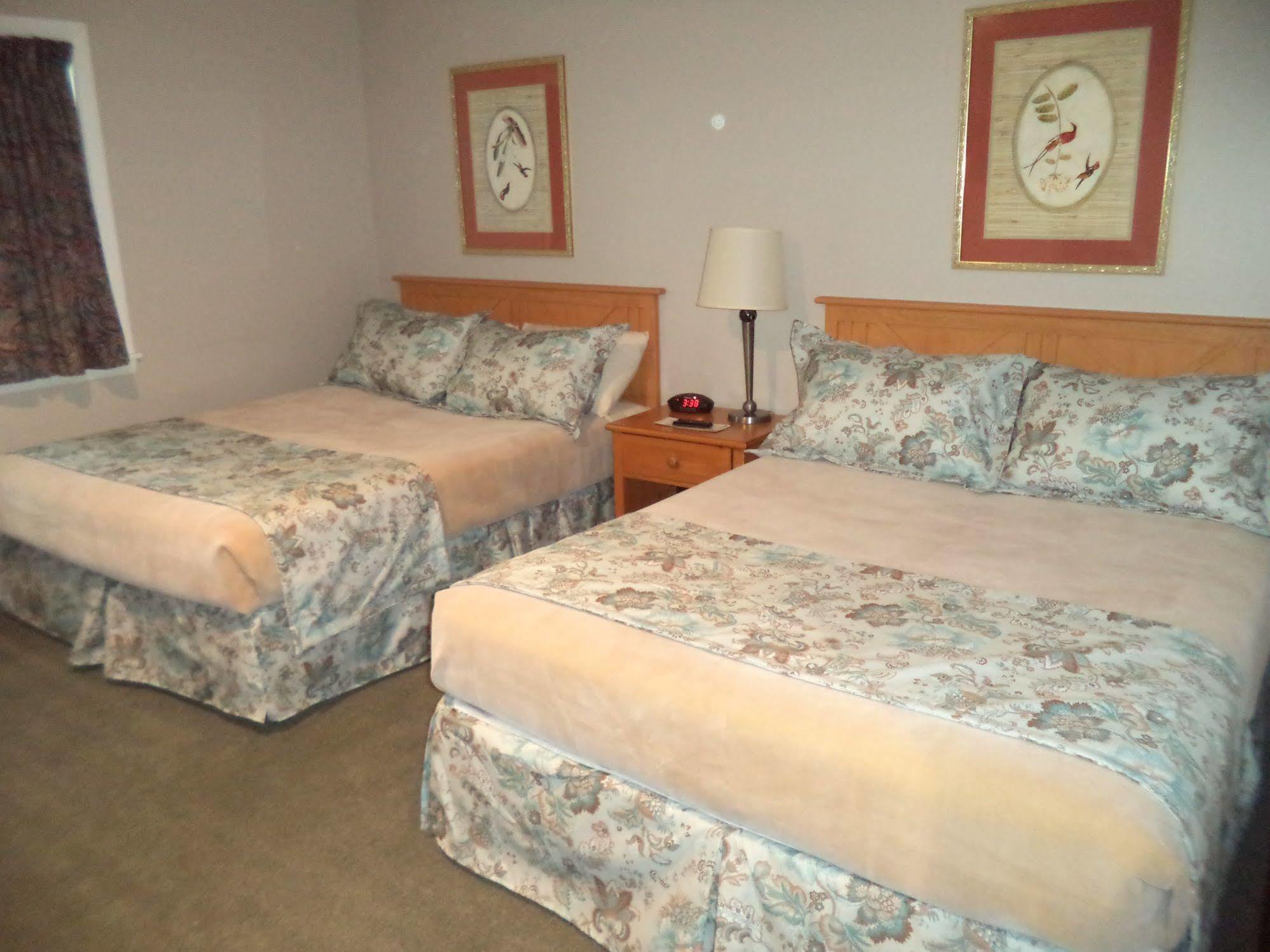 Colonial Valley Motel Farmington Eksteriør billede