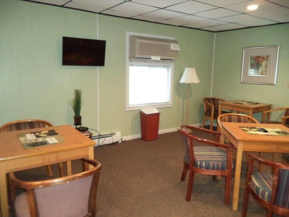 Colonial Valley Motel Farmington Eksteriør billede